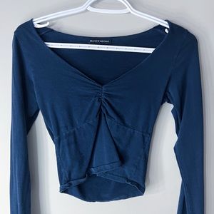 Long sleeve Navy Blue Top!
